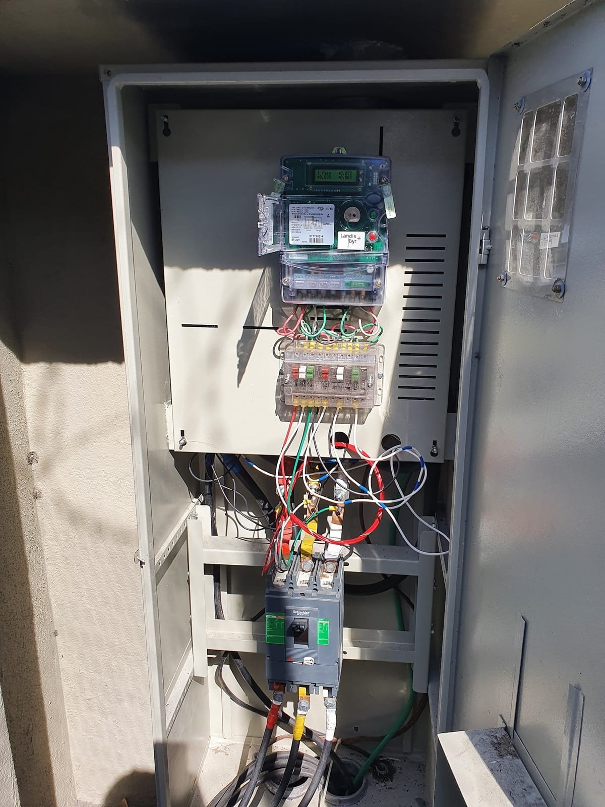 WhatsApp Image 2025-09-24 at 13.53.33 (1)