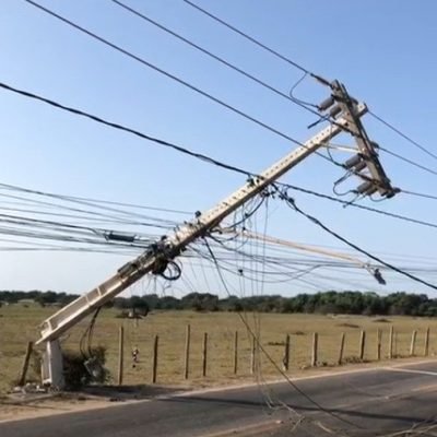 Poste-Caido.jpeg Poste-Caido.jpeg